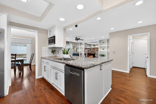 4337 Bannister Rd, Fair Oaks, CA 95628