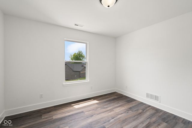 6021 Redberry Juniper Drive, Charlestown, IN 47111