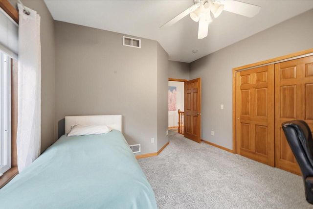 N7791 Maple Ridge ROAD, Oconomowoc, WI 53066