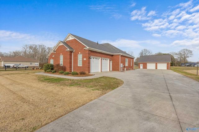 123 Paint Rock Road, New Hope, AL 35760