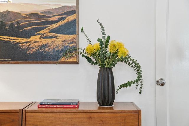 1698 La Loma Ave, Berkeley, CA 94709