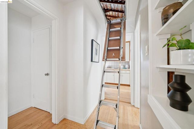 1698 La Loma Ave, Berkeley, CA 94709