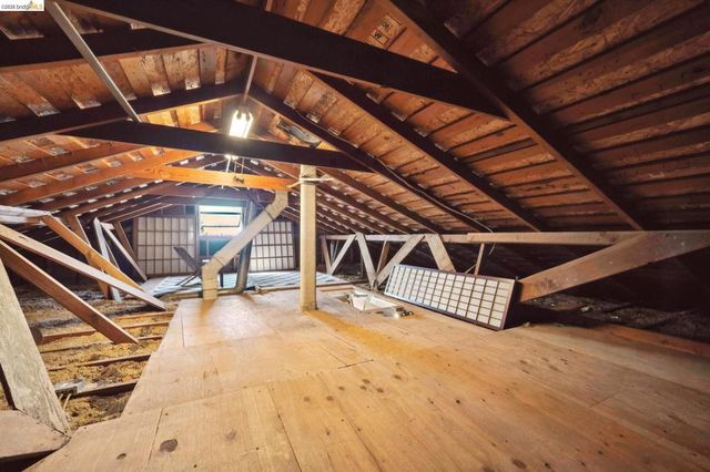 1698 La Loma Ave, Berkeley, CA 94709