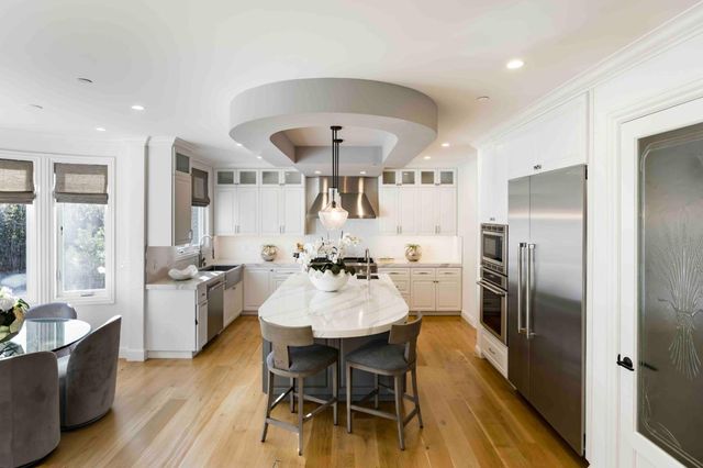 4118 Sutherland Drive, Palo Alto, CA 94303