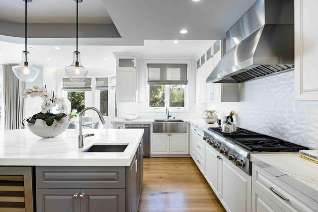 4118 Sutherland Drive, Palo Alto, CA 94303