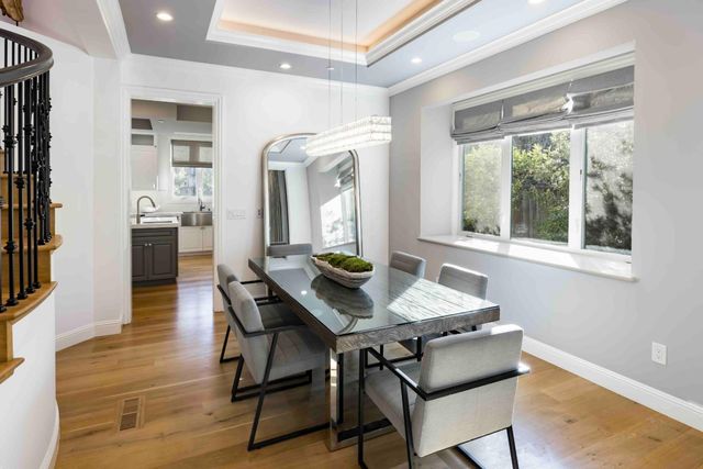 4118 Sutherland Drive, Palo Alto, CA 94303