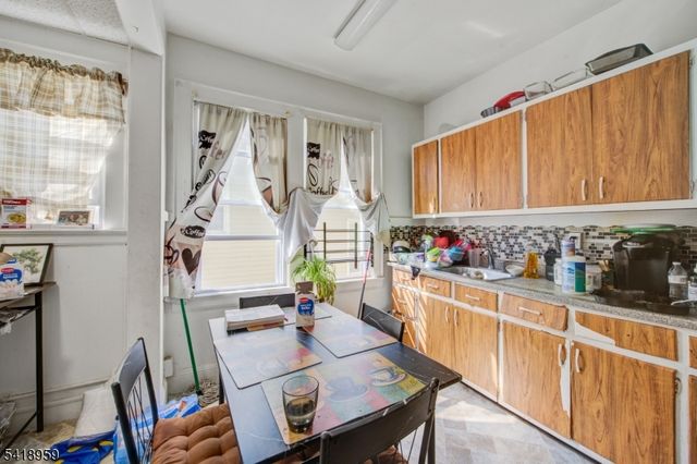 69 Stockman Pl, Irvington Twp., NJ 07111