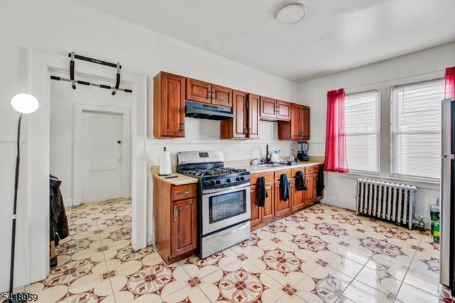 69 Stockman Pl, Irvington Twp., NJ 07111