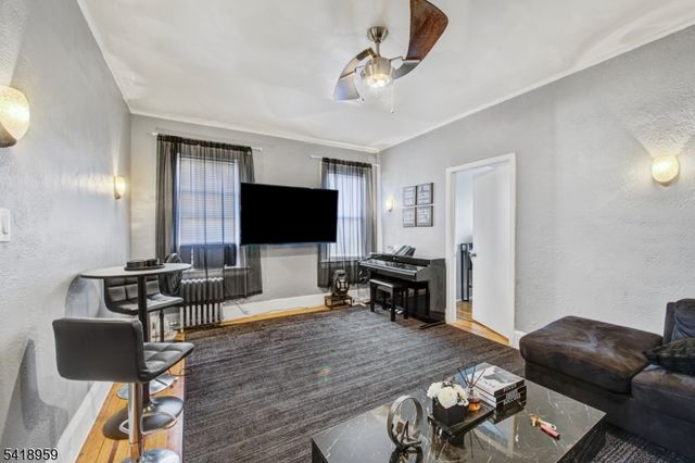 69 Stockman Pl, Irvington Twp., NJ 07111