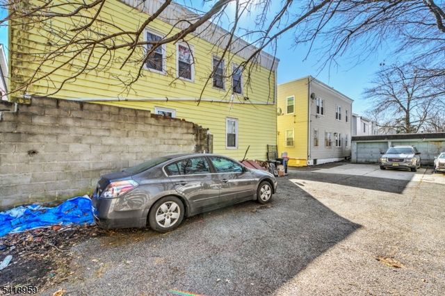 69 Stockman Pl, Irvington Twp., NJ 07111