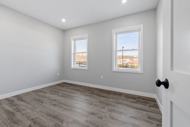 631 Franklin Street 106, Worcester, MA 01604