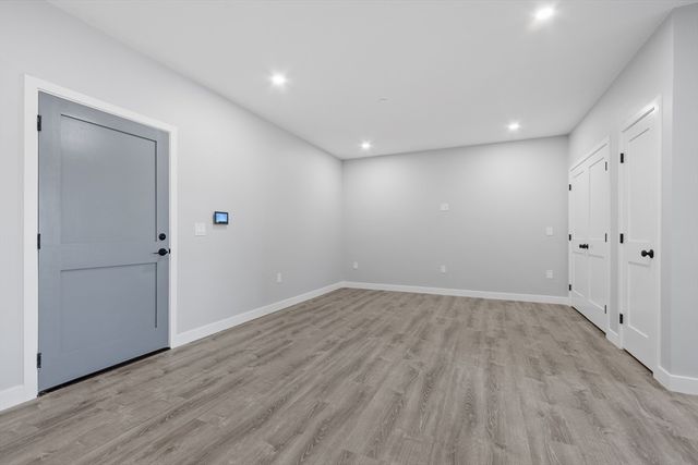 631 Franklin Street 106, Worcester, MA 01604