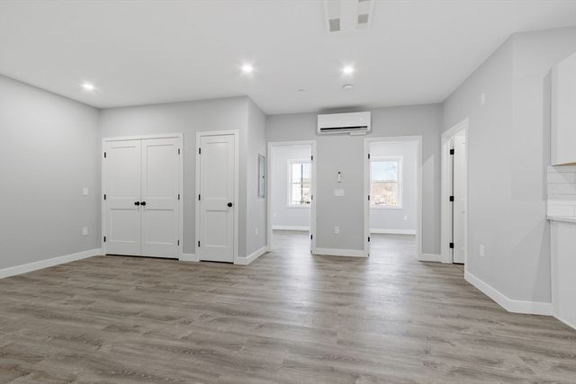 631 Franklin Street 106, Worcester, MA 01604