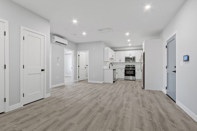 631 Franklin Street 106, Worcester, MA 01604