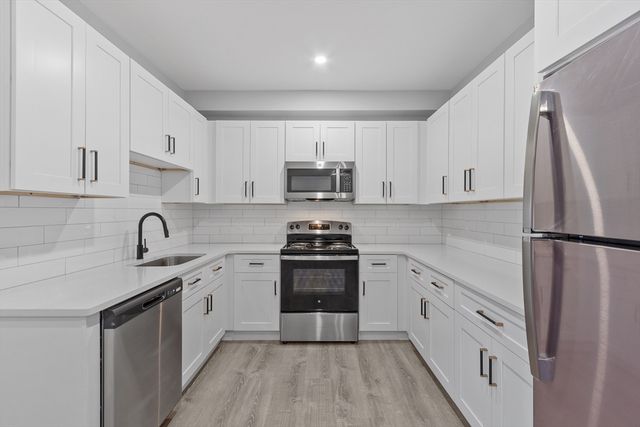 631 Franklin Street 106, Worcester, MA 01604