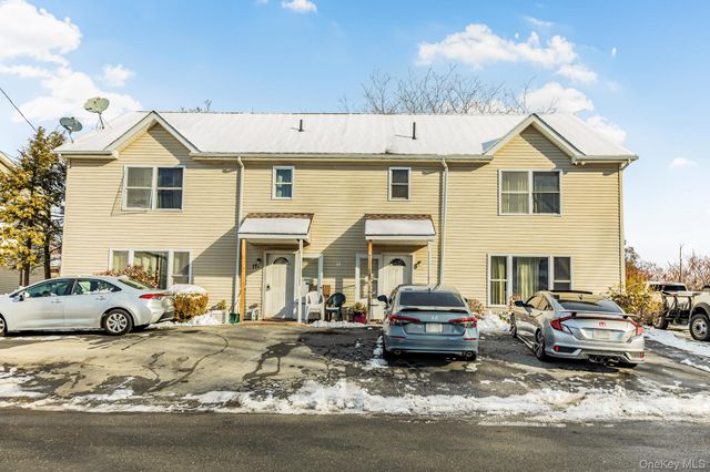 17 Blanchard Street, Middletown, NY 10940