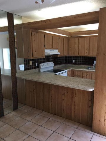 2233 White Pine Circle D, Greenacres, FL 33415