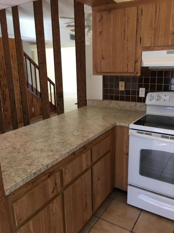 2233 White Pine Circle D, Greenacres, FL 33415