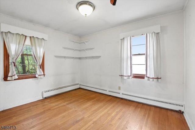 418 Chain O Hills Rd, Woodbridge Twp., NJ 07067