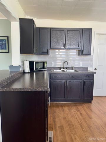 57163 10th Street, Calumet, MI 49913