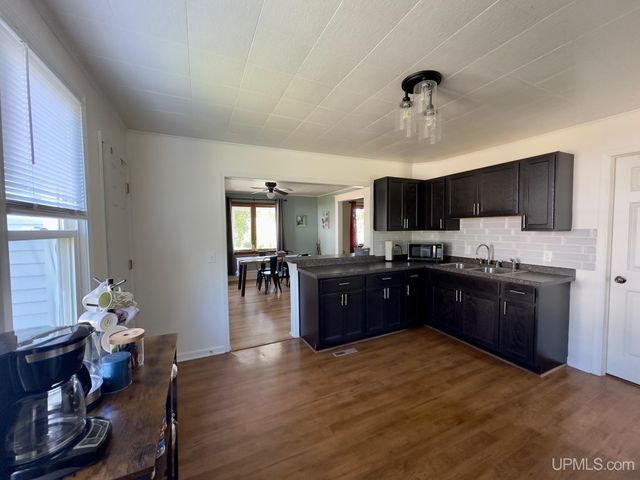 57163 10th Street, Calumet, MI 49913