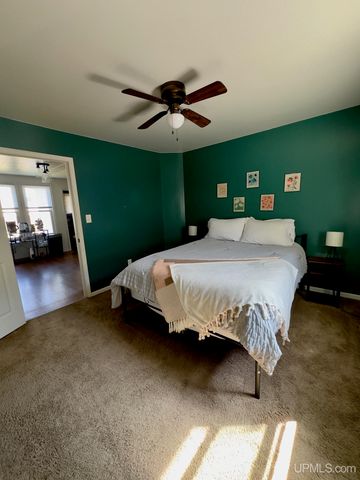 57163 10th Street, Calumet, MI 49913