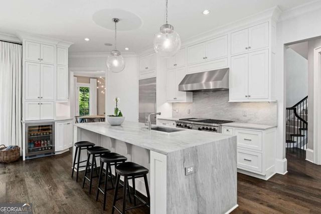 1610 W Sussex Road NE, Atlanta, GA 30306
