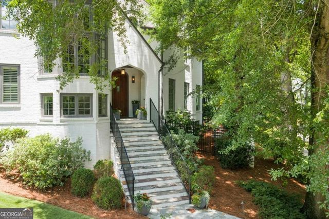 1610 W Sussex Road NE, Atlanta, GA 30306