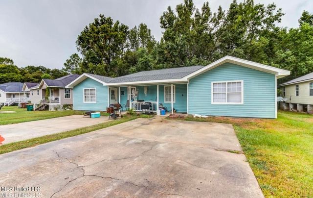 20017 Sunshine Drive, Long Beach, MS 39560