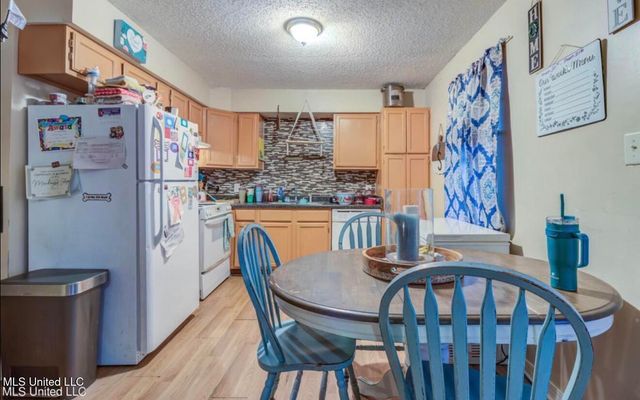 20017 Sunshine Drive, Long Beach, MS 39560