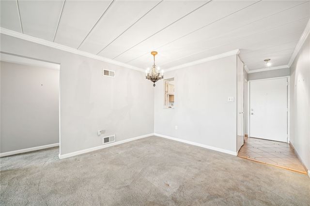 2034 Swallow Hill Rd 306, Scott Twp, PA 15220