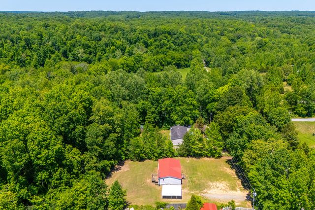 5723 Highway 48, N, Cumberland Furnace, TN 37051