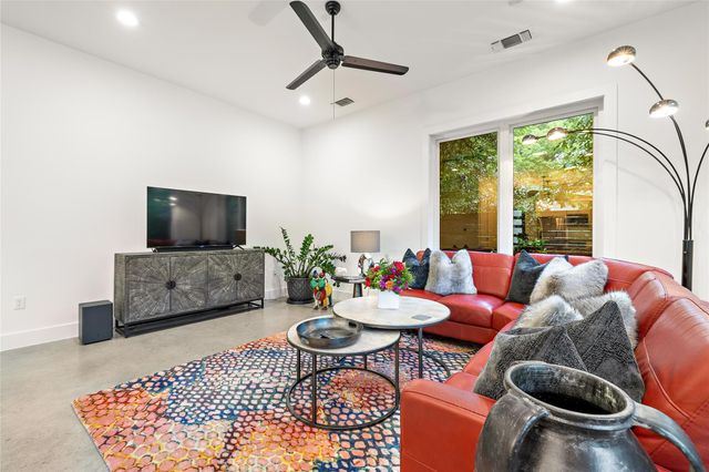 1310 Choquette DR B, Austin, TX 78757