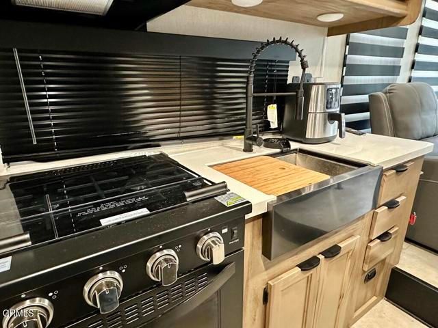 4677 Carpinteria Avenue P, Carpinteria, CA 93013