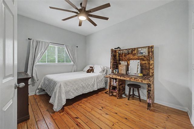315 West Drive, Kemah, TX 77565