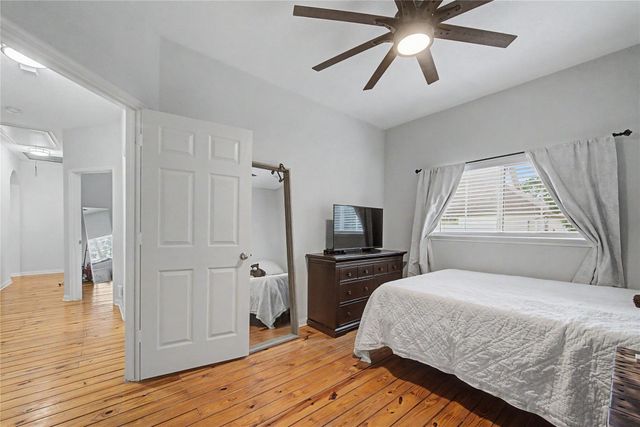 315 West Drive, Kemah, TX 77565