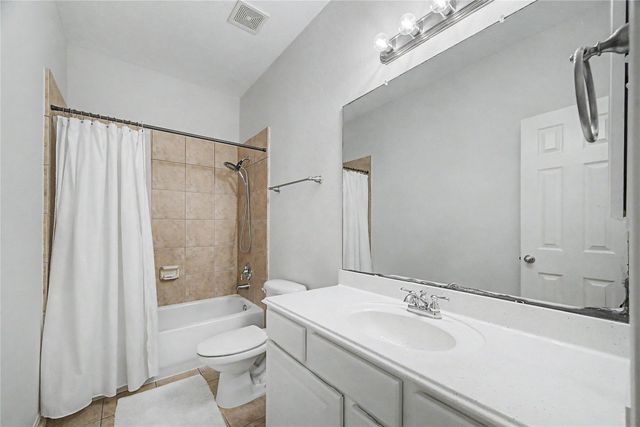 315 West Drive, Kemah, TX 77565