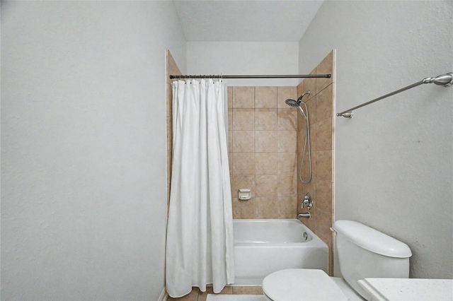 315 West Drive, Kemah, TX 77565