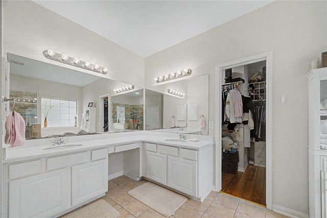 315 West Drive, Kemah, TX 77565