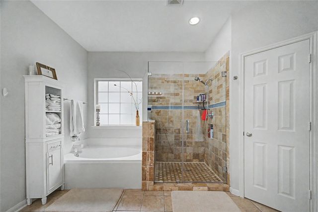 315 West Drive, Kemah, TX 77565