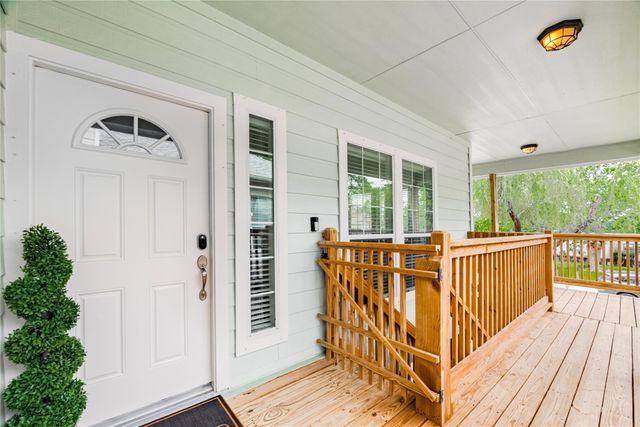 315 West Drive, Kemah, TX 77565