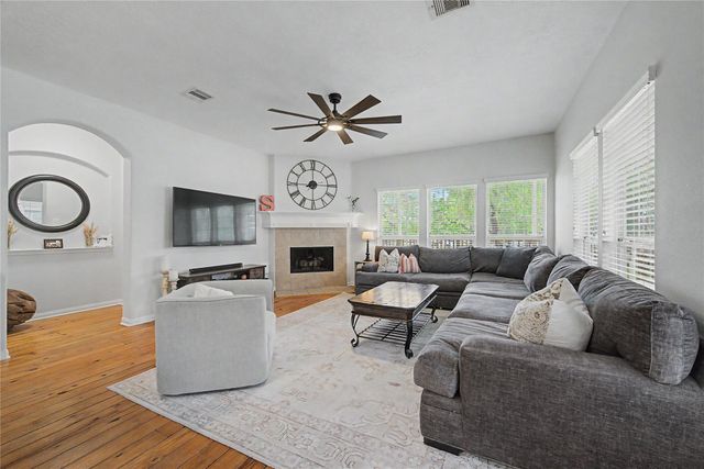 315 West Drive, Kemah, TX 77565