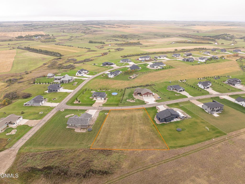 14776 Paniolo Way, Bismarck, ND 58503 photo 15