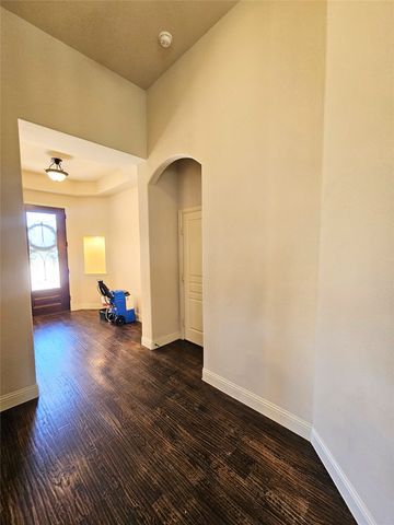210 Spruce Valley Drive, Justin, TX 76247