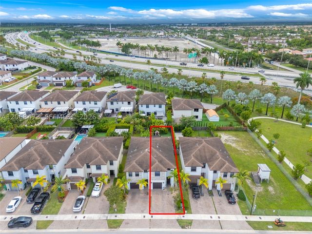 24900 SW 107th Ct, Homestead, FL 33032
