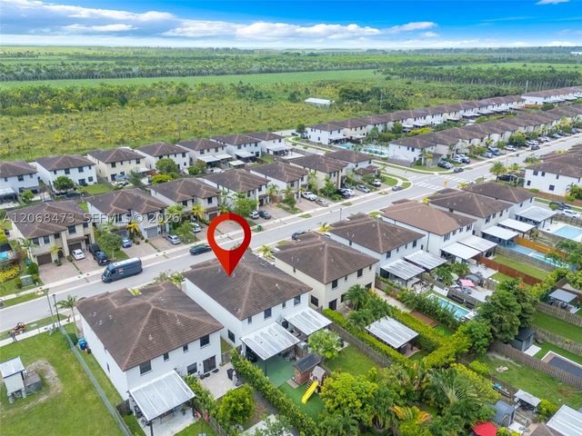 24900 SW 107th Ct, Homestead, FL 33032