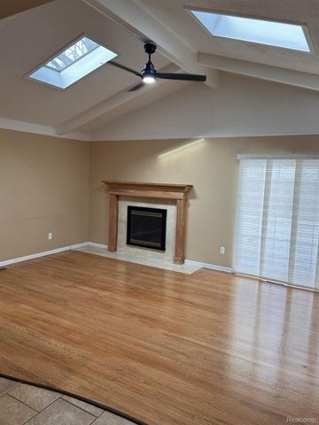 2219 Belmont Drive, Sterling Heights, MI 48310