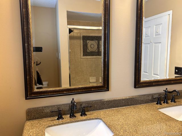 2219 Belmont Drive, Sterling Heights, MI 48310