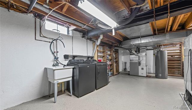 2219 Belmont Drive, Sterling Heights, MI 48310