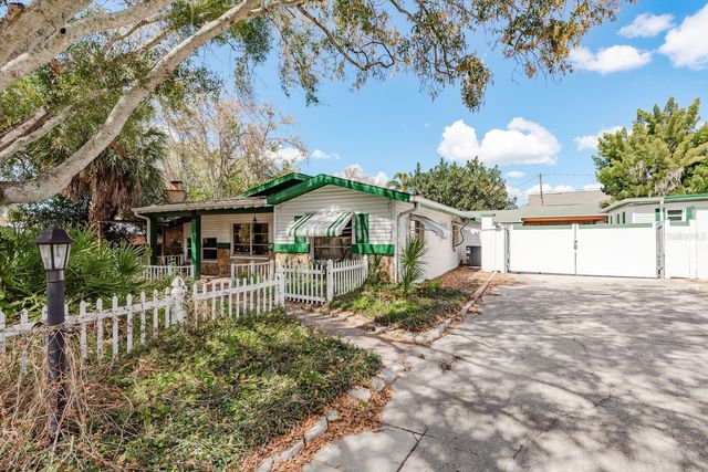1115 PENNSYLVANIA AVENUE, Palm Harbor, FL 34683